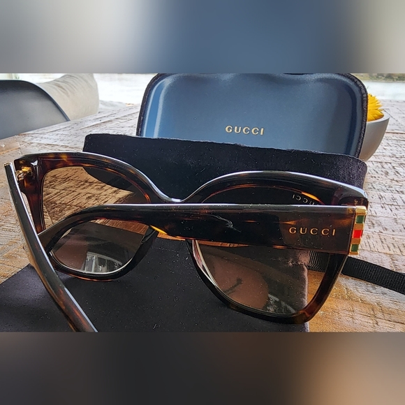 Gucci Sunglasses - GG0459S - Picture 4 of 9